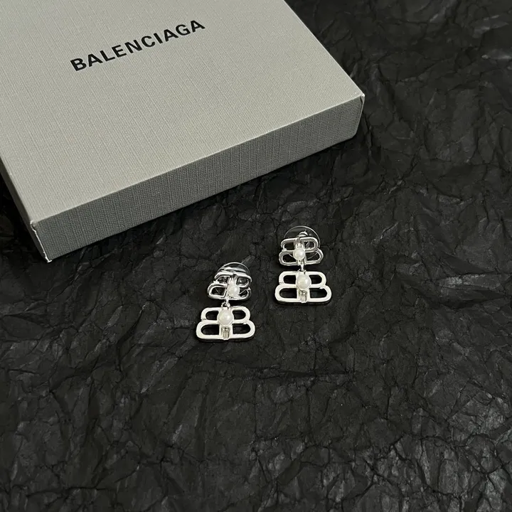 スーパーコピー バレンシアガ キーホルダー