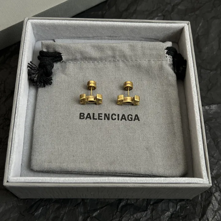 スーパーコピー バレンシアガ キーホルダー