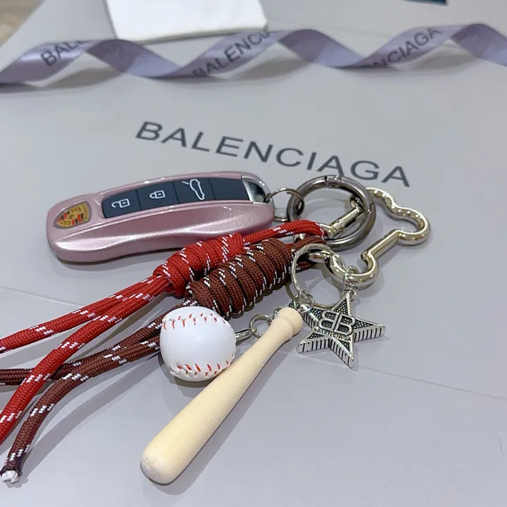 スーパーコピー バレンシアガ キーホルダー