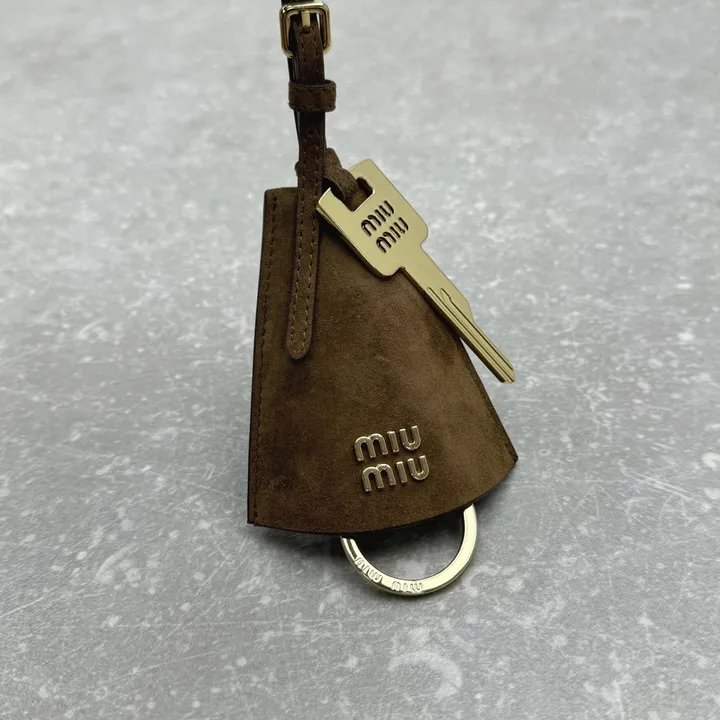 スーパーコピー ミュウミュウ キーホルダー