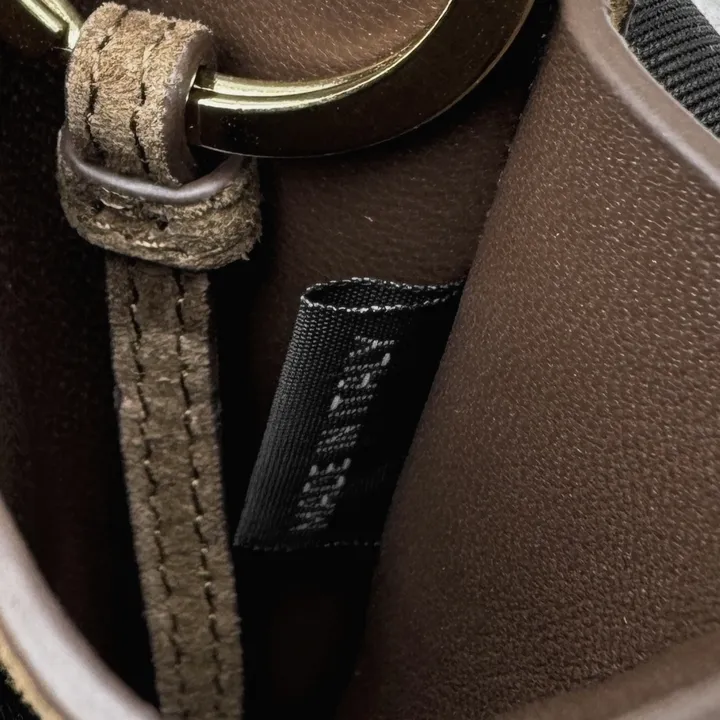 スーパーコピー ミュウミュウ キーホルダー