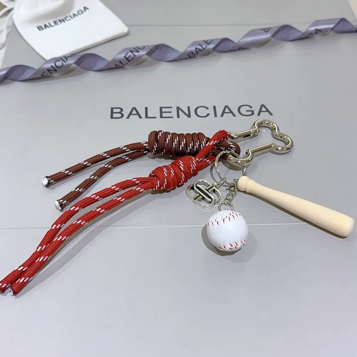 スーパーコピー バレンシアガ キーホルダー
