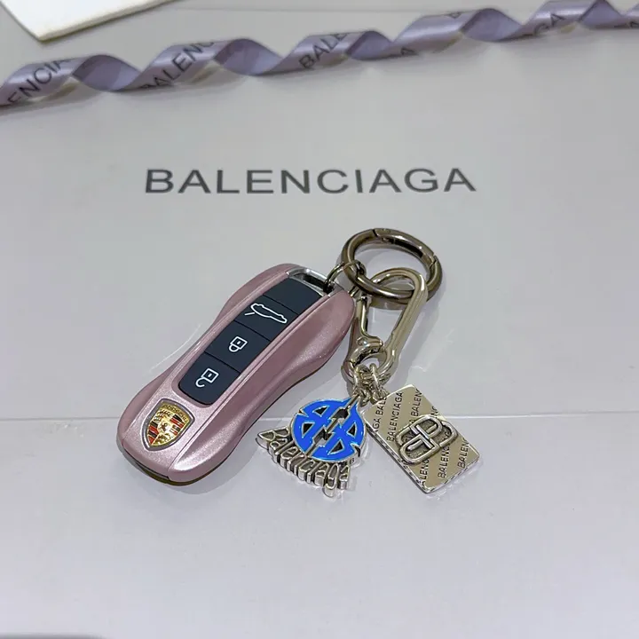 スーパーコピー バレンシアガ キーホルダー