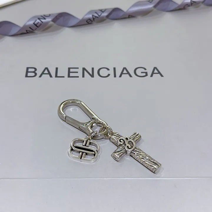 スーパーコピー バレンシアガ キーホルダー