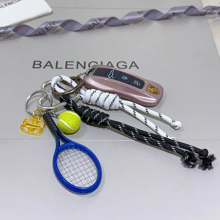 スーパーコピー バレンシアガ キーホルダー