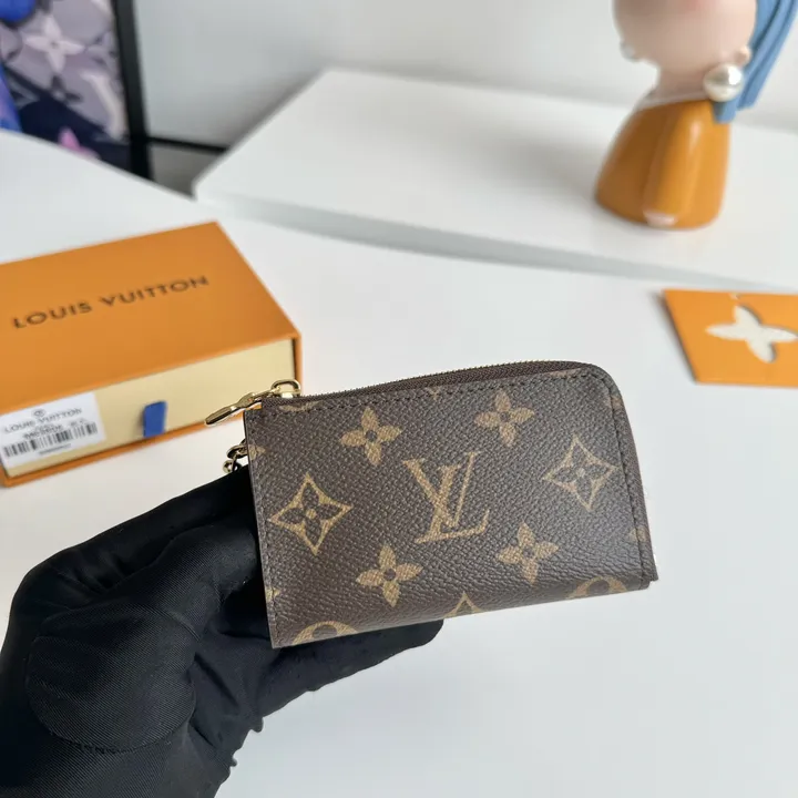 スーパーコピー ルイヴィトン キーホルダー