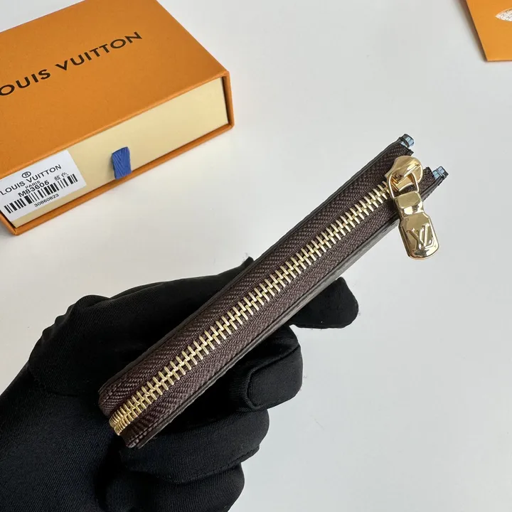 スーパーコピー ルイヴィトン キーホルダー