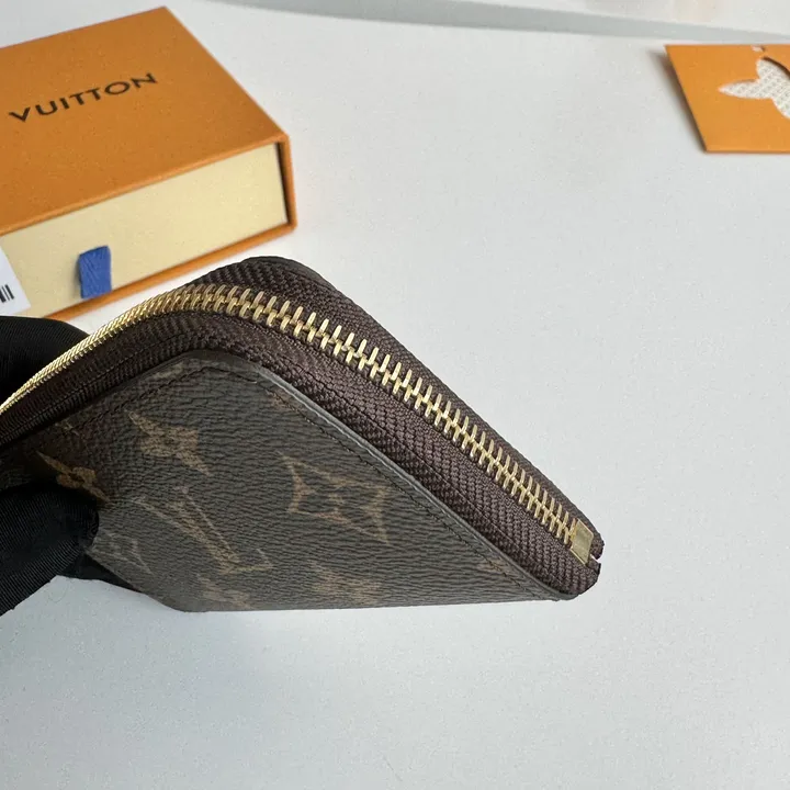 スーパーコピー ルイヴィトン キーホルダー