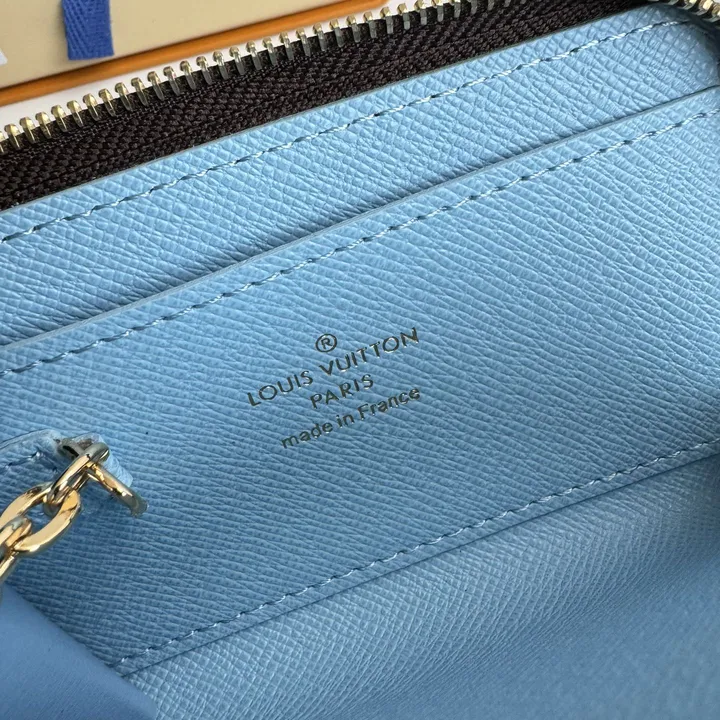 スーパーコピー ルイヴィトン キーホルダー