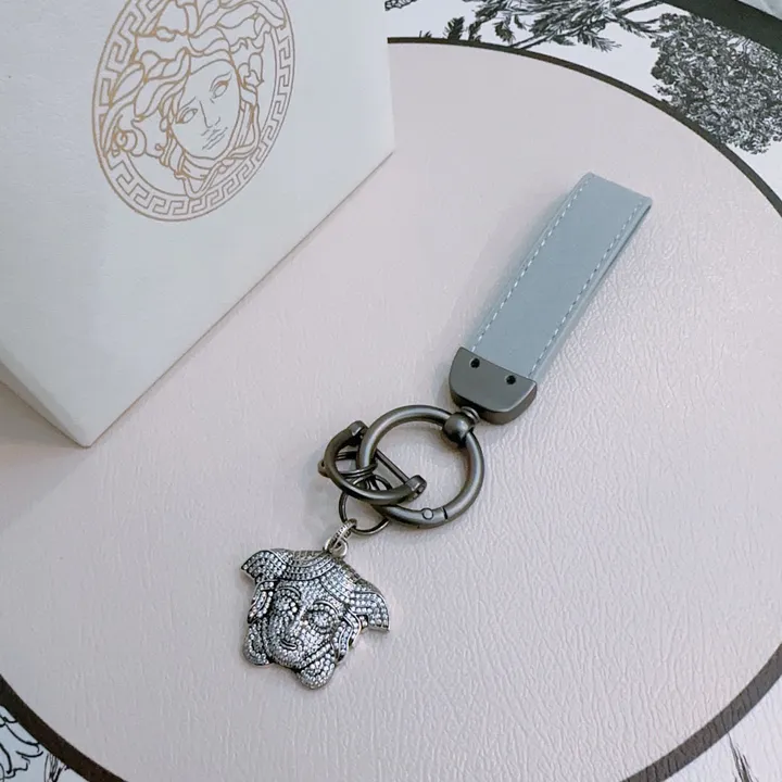 スーパーコピー プラダ キーホルダー