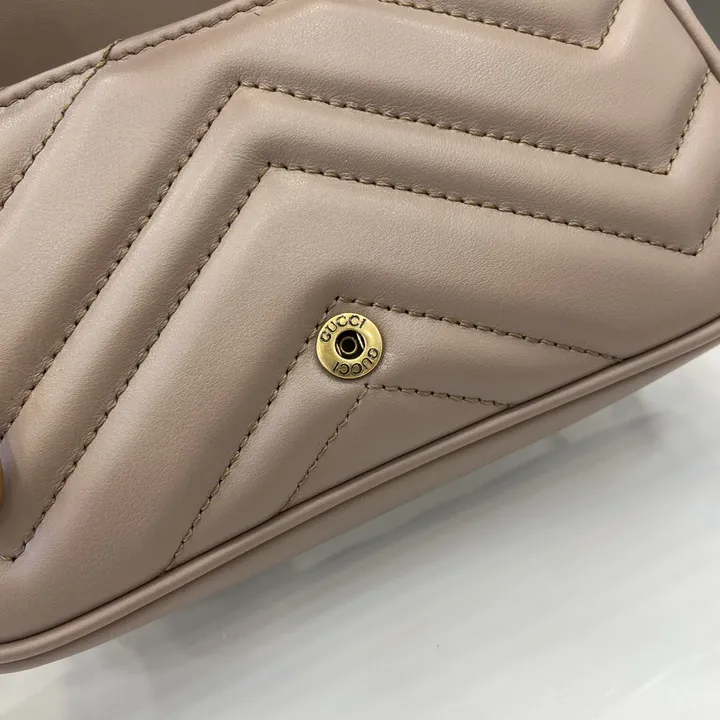 スーパーコピー ルイヴィトン キーホルダー