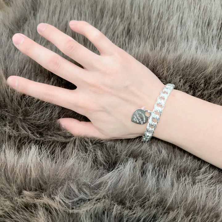 スーパーコピー ティファニー キーホルダー