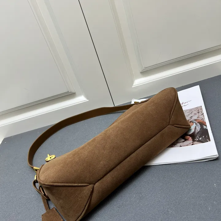 スーパーコピー プラダ キーホルダー