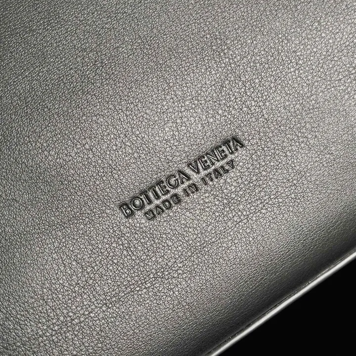 スーパーコピー ボッテガ ヴェネタ キーホルダー