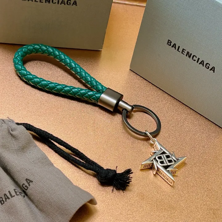 スーパーコピー バレンシアガ キーホルダー