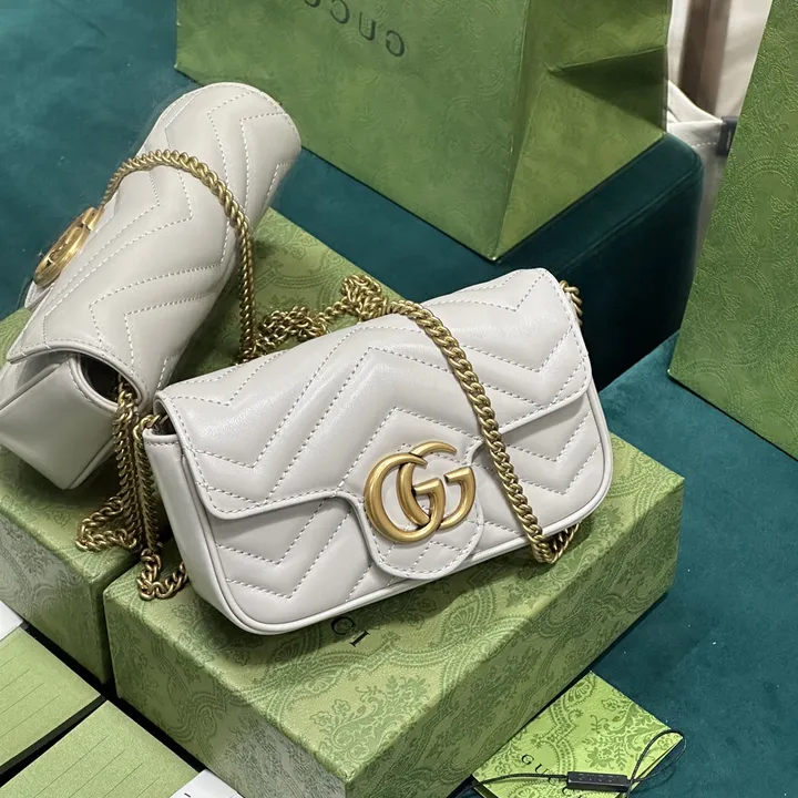 スーパーコピー グッチ キーホルダー