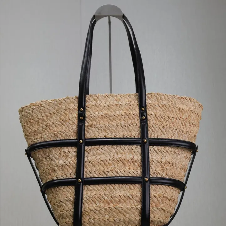 スーパーコピー イブサンローラン キーホルダー