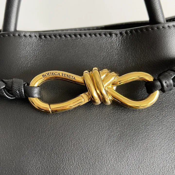 スーパーコピー ボッテガ ヴェネタ キーホルダー