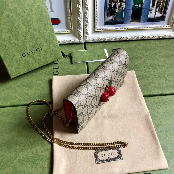 スーパーコピー グッチ キーホルダー