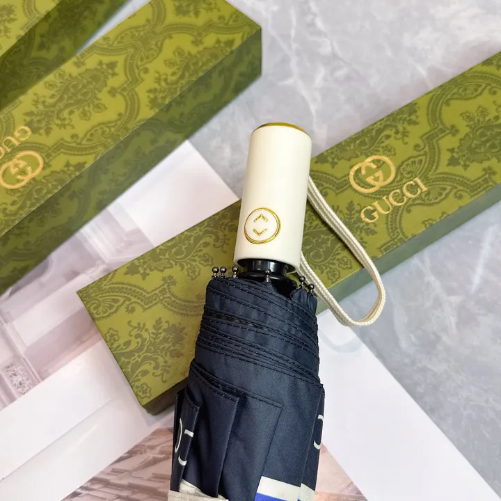 スーパーコピー グッチ 傘