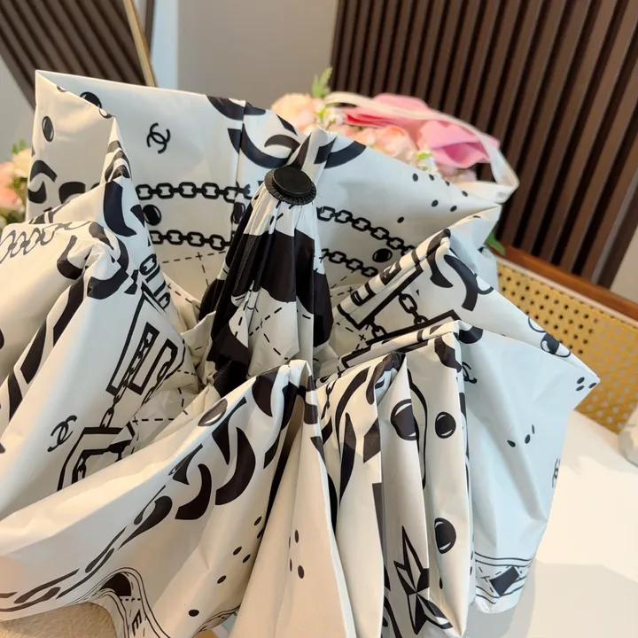 スーパーコピー シャネル 傘