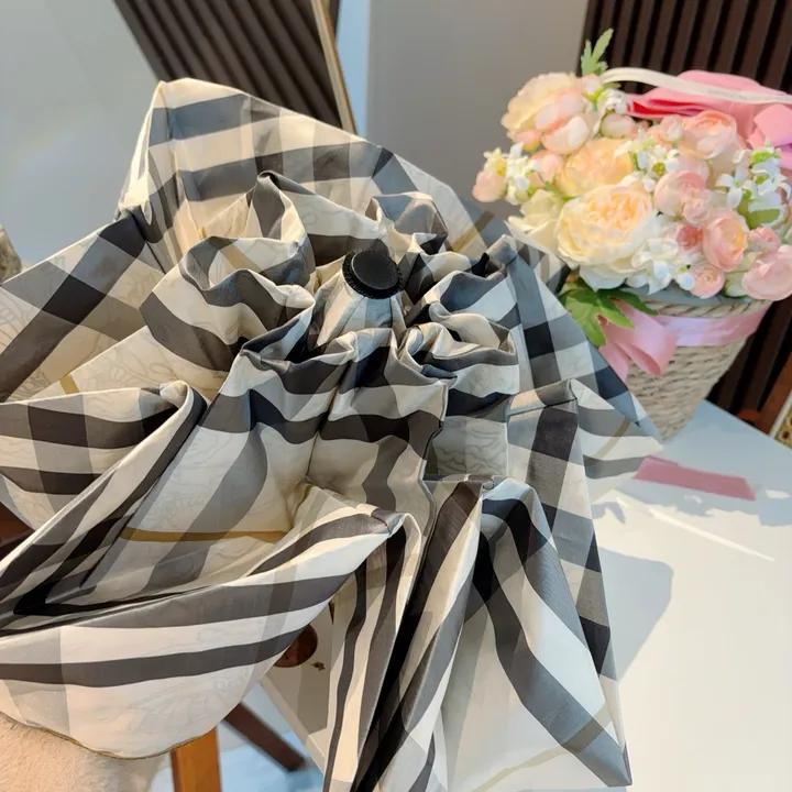 スーパーコピー バーバリー ス 傘