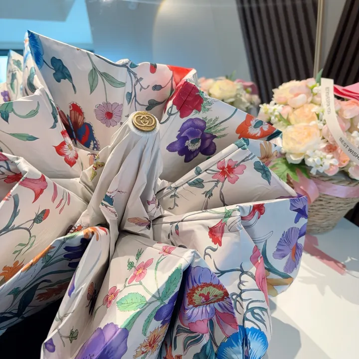 スーパーコピー グッチ 傘