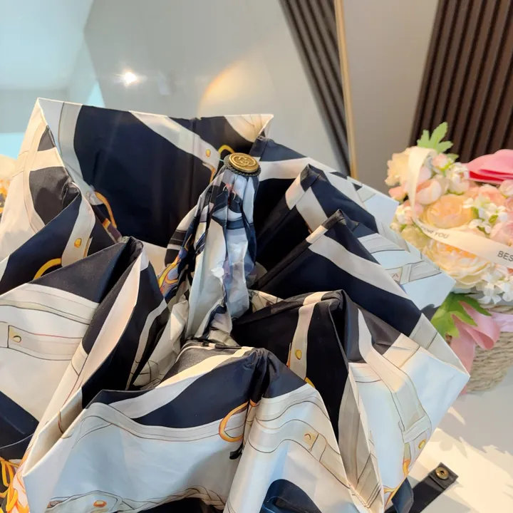 スーパーコピー グッチ 傘