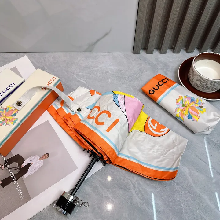 スーパーコピー グッチ 傘