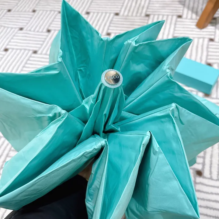 スーパーコピー ティファニー 傘