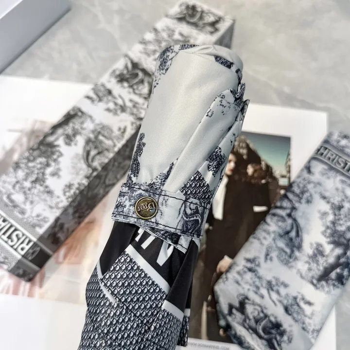 スーパーコピー ディオール 傘