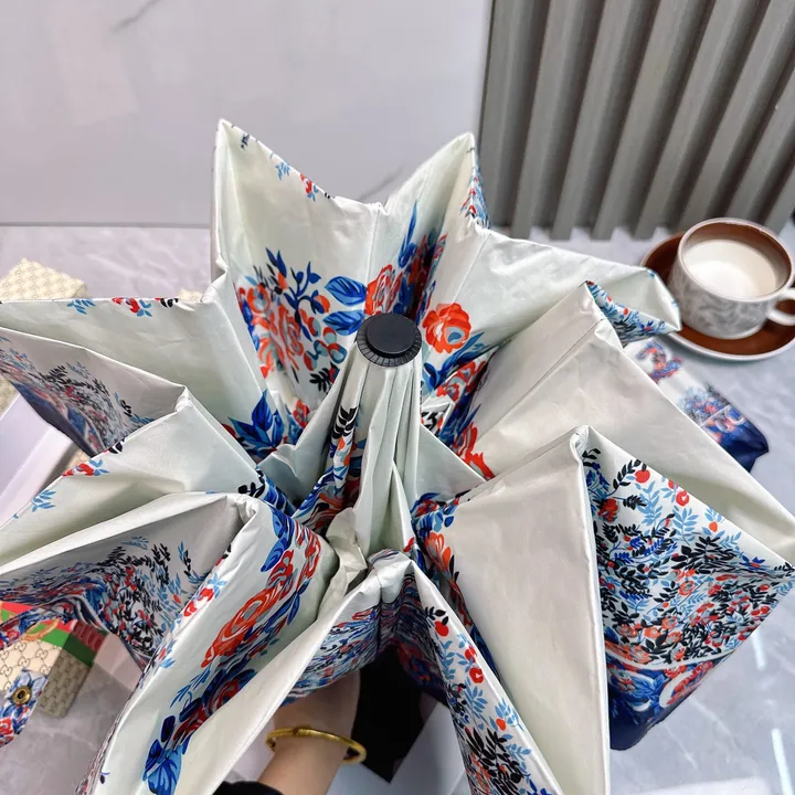 スーパーコピー グッチ 傘