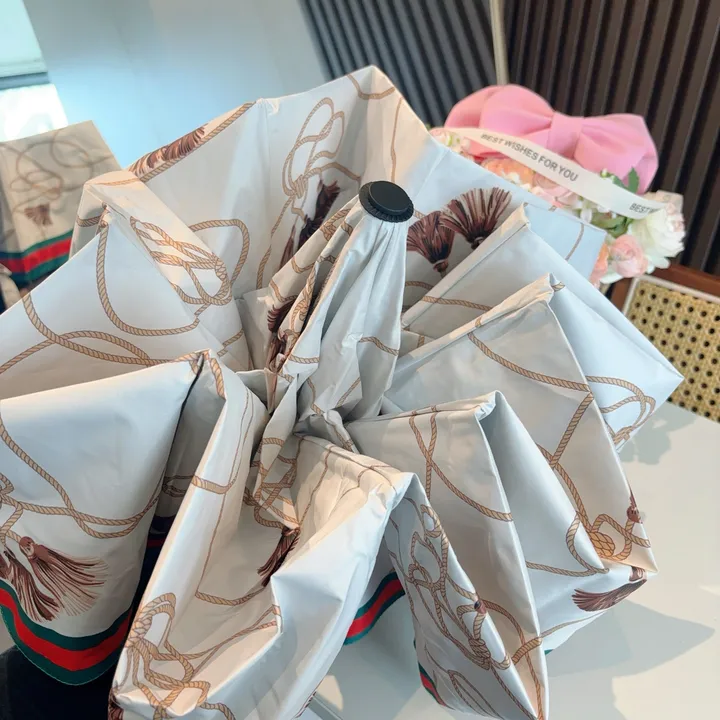 スーパーコピー グッチ 傘