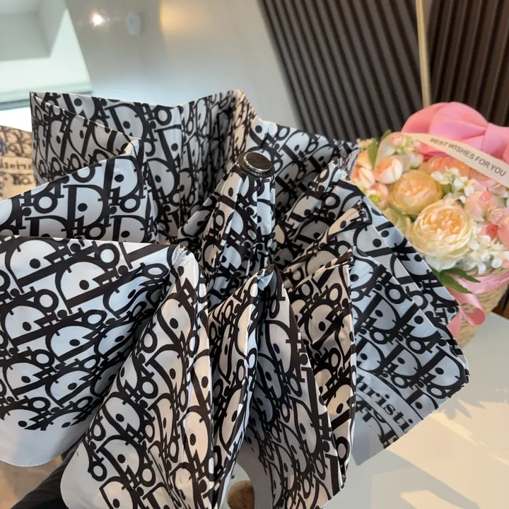 スーパーコピー ディオール 傘