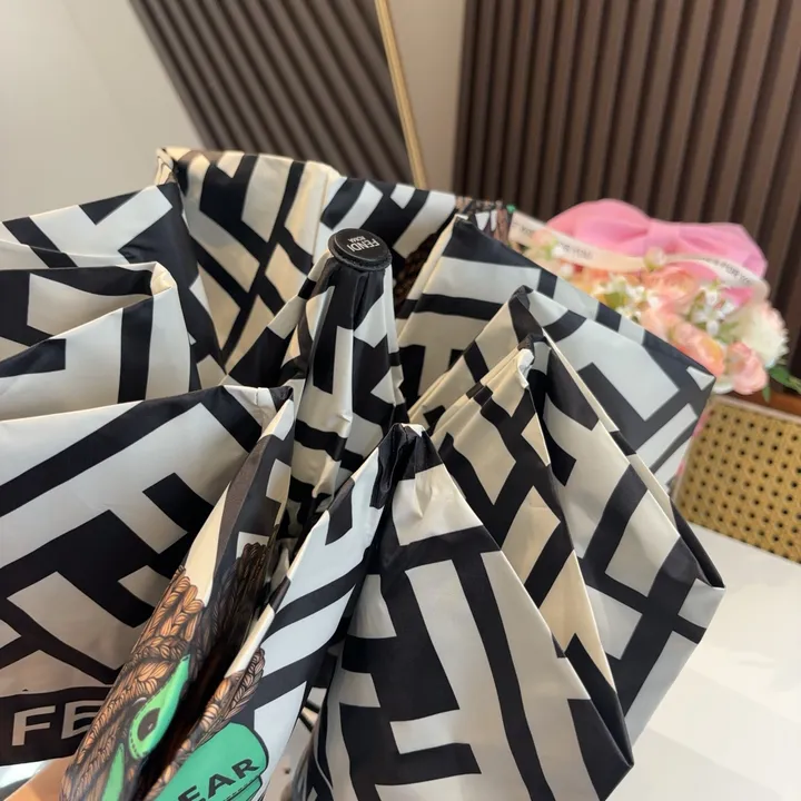 スーパーコピー フェンディ 傘