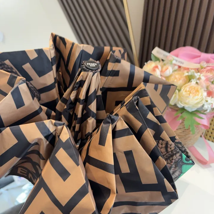 スーパーコピー フェンディ 傘