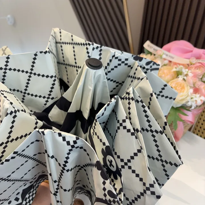 スーパーコピー シャネル 傘