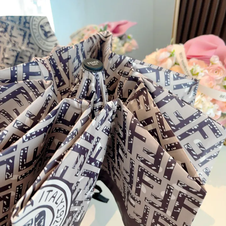 スーパーコピー フェンディ 傘