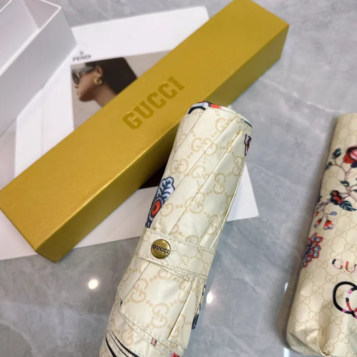 スーパーコピー グッチ 傘
