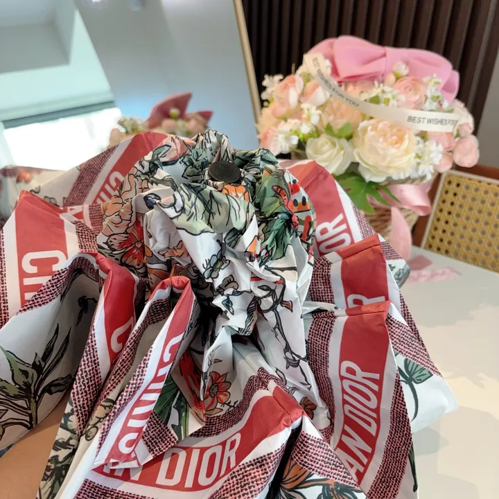 スーパーコピー ディオール 傘