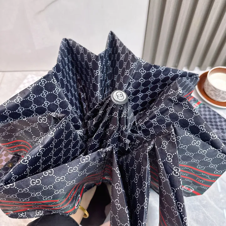 スーパーコピー グッチ 傘