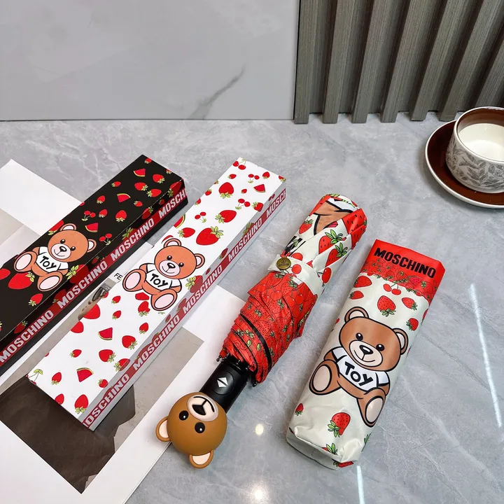 スーパーコピー カウズ 傘