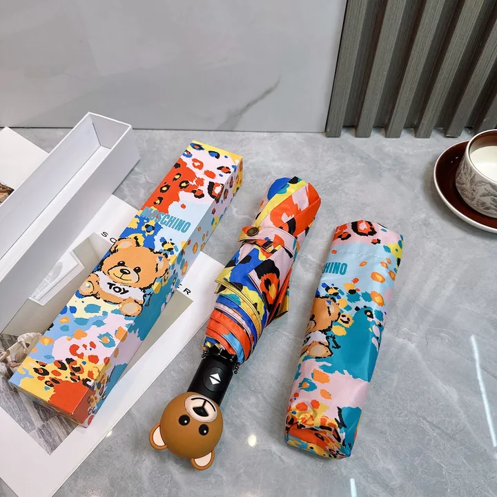 スーパーコピー カウズ 傘