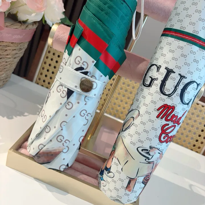 スーパーコピー グッチ 傘