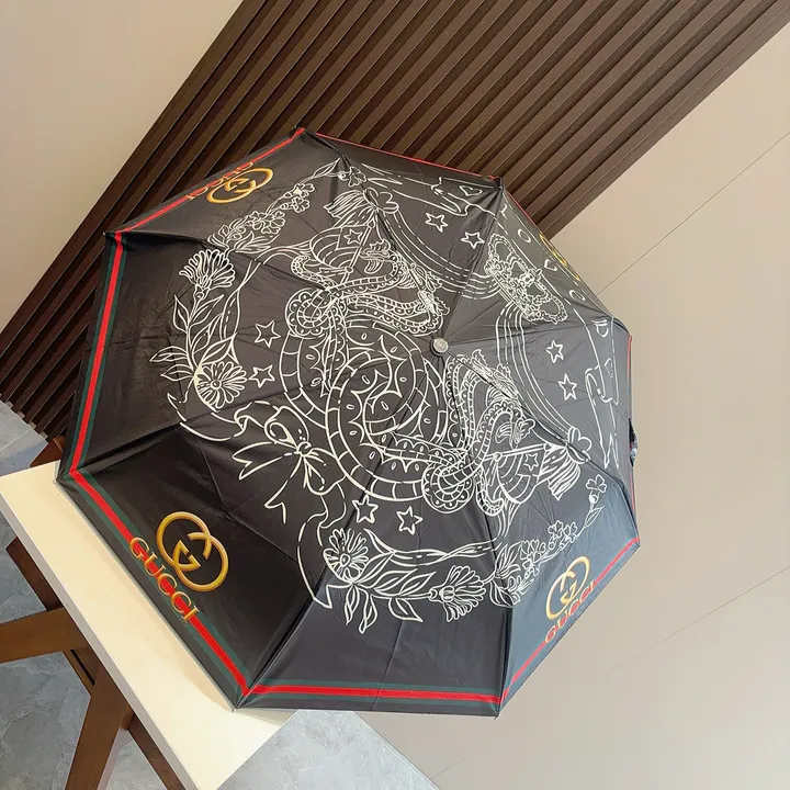 スーパーコピー グッチ 傘