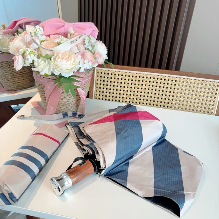 スーパーコピー バーバリー ス 傘