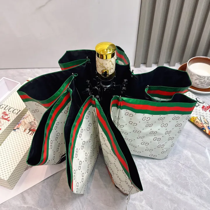 スーパーコピー グッチ 傘