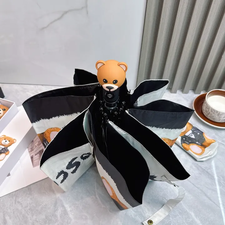 スーパーコピー カウズ 傘