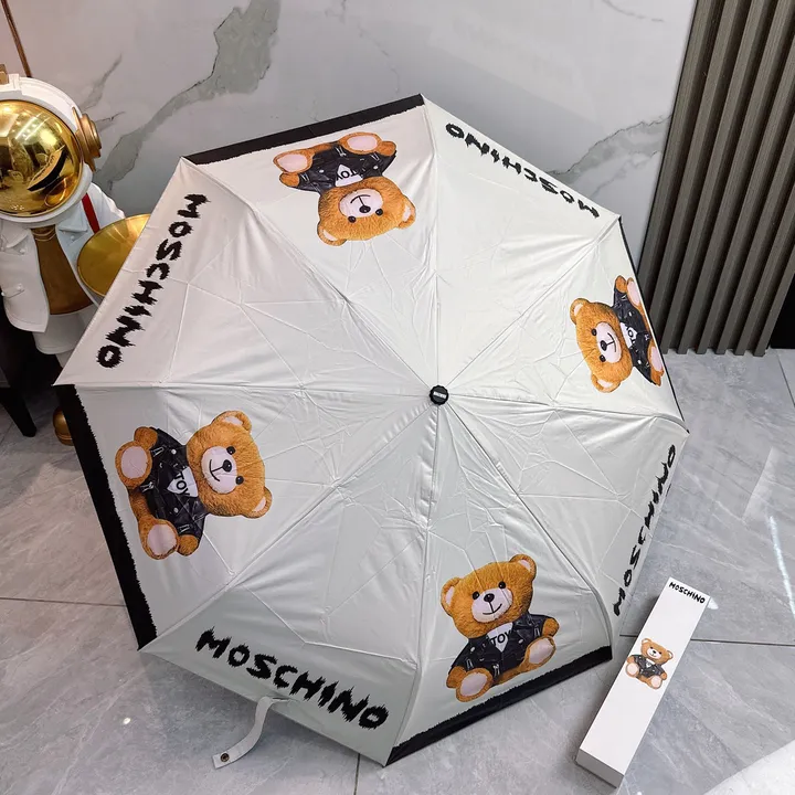 スーパーコピー カウズ 傘