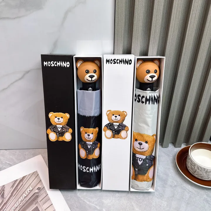 スーパーコピー カウズ 傘